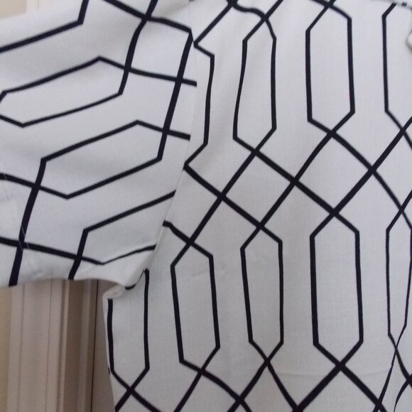 NWT-Malibu Short Sleeve Button-Up Sz 5XL - Picture 7 of 10